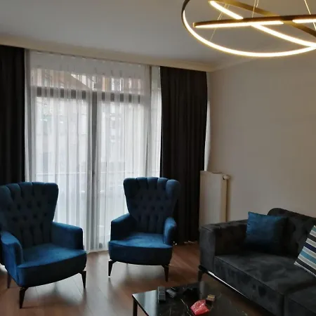 Fully Equipped Near Public Transport Links And Vivid Attractions איסטמבול
